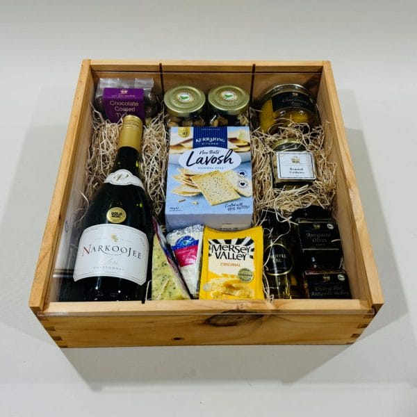 Premium Wine And Cheese Hamper | A Gift For All Occasions