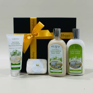 Gift Pack 11 Image. This gift pack includes fragrance-free Body Lotion, Body Wash, Hand & Nail Cream, using organic ingredients. 03-51744888